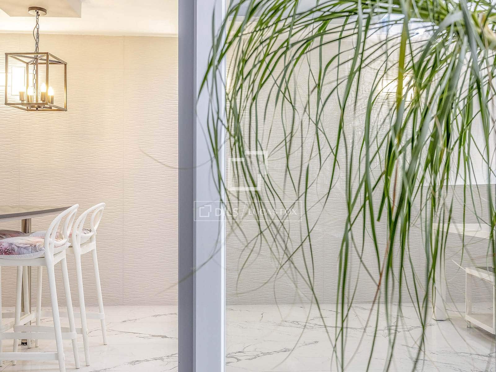 2 slaapkamer Appartement te koop in Valencia stad - € 549.000 (Ref: 9528492)