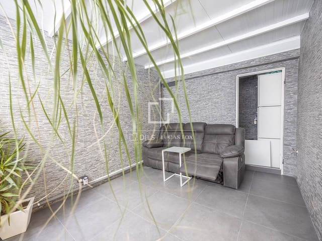 2 slaapkamer Appartement te koop in Valencia stad - € 549.000 (Ref: 9528492)