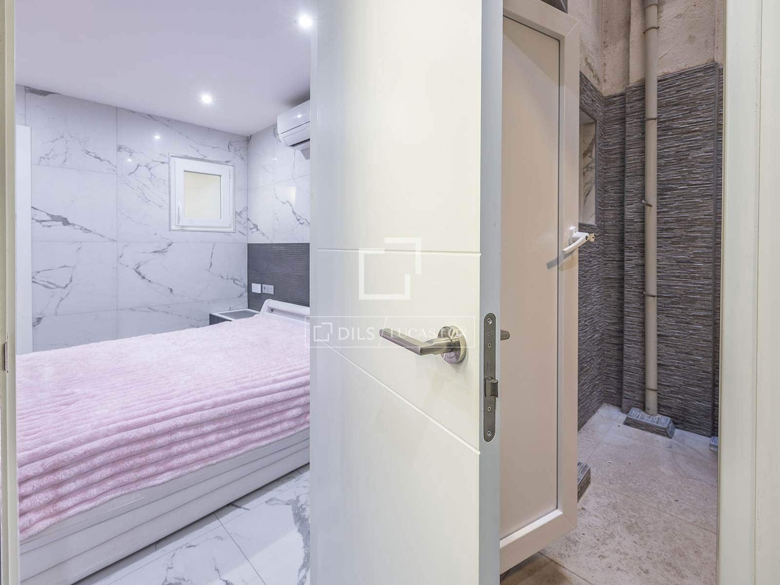 2 slaapkamer Appartement te koop in Valencia stad - € 549.000 (Ref: 9528492)