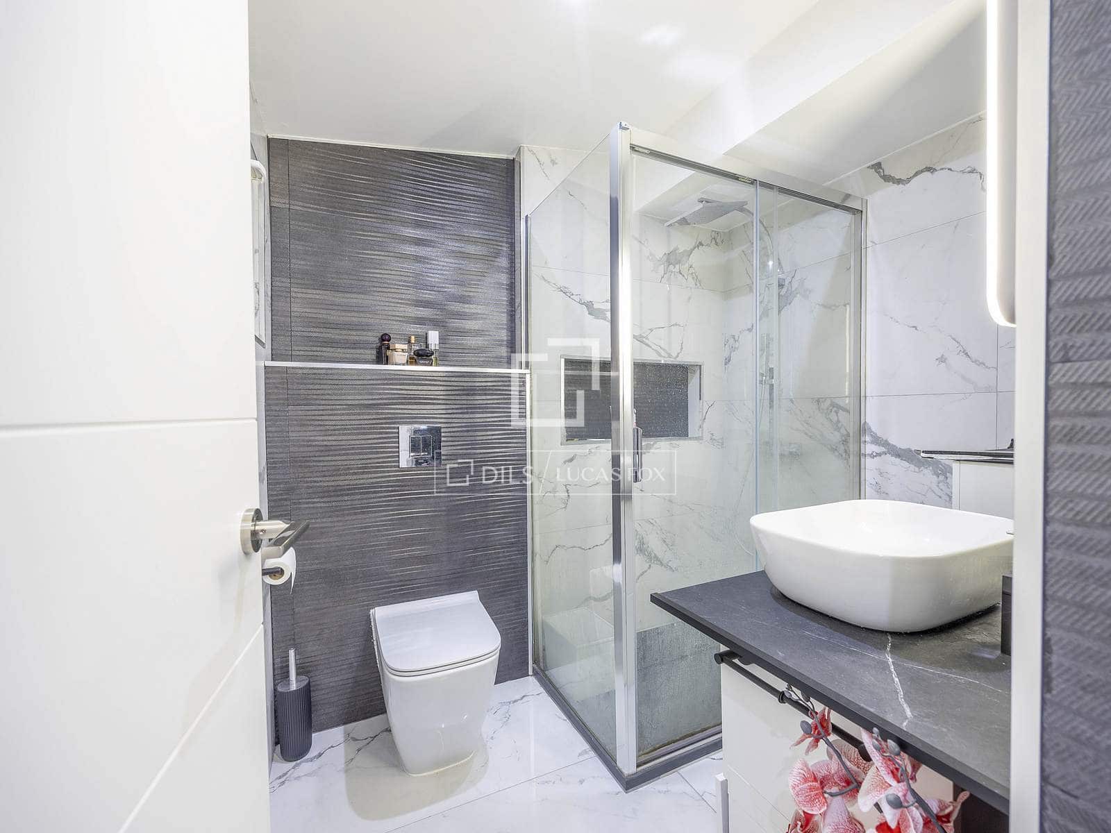 2 slaapkamer Appartement te koop in Valencia stad - € 549.000 (Ref: 9528492)