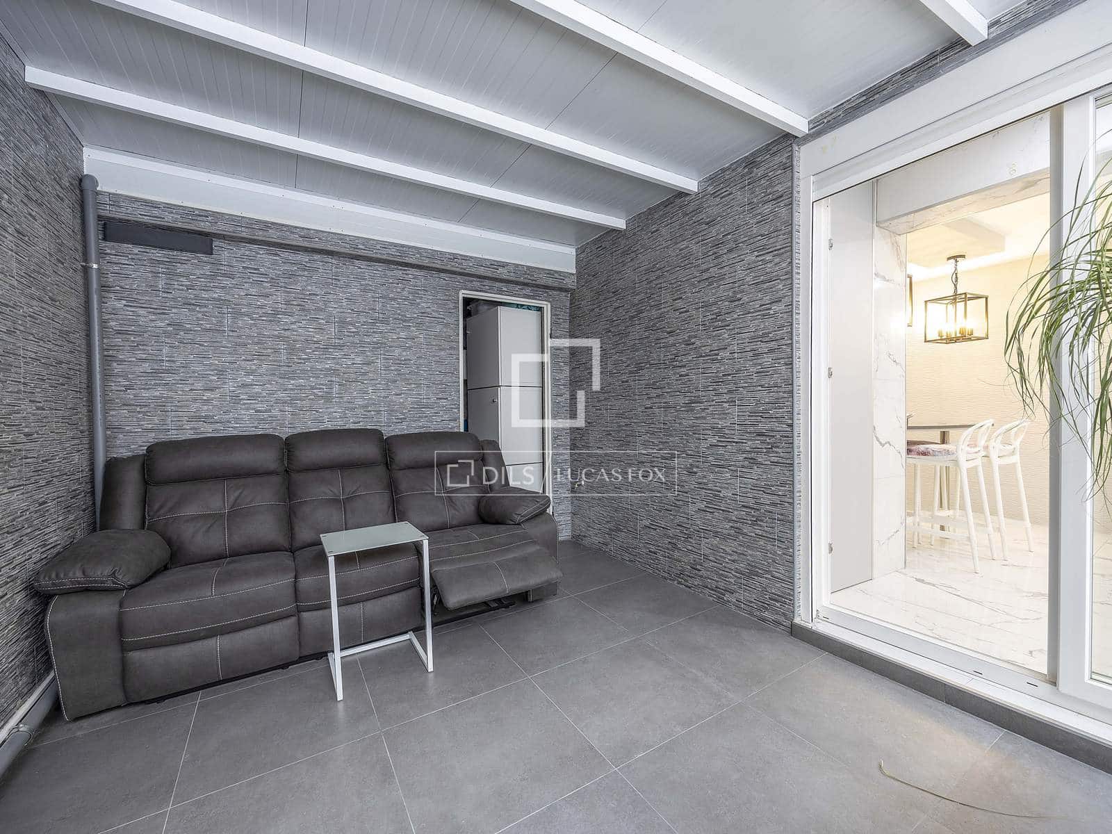 2 slaapkamer Appartement te koop in Valencia stad - € 549.000 (Ref: 9528492)