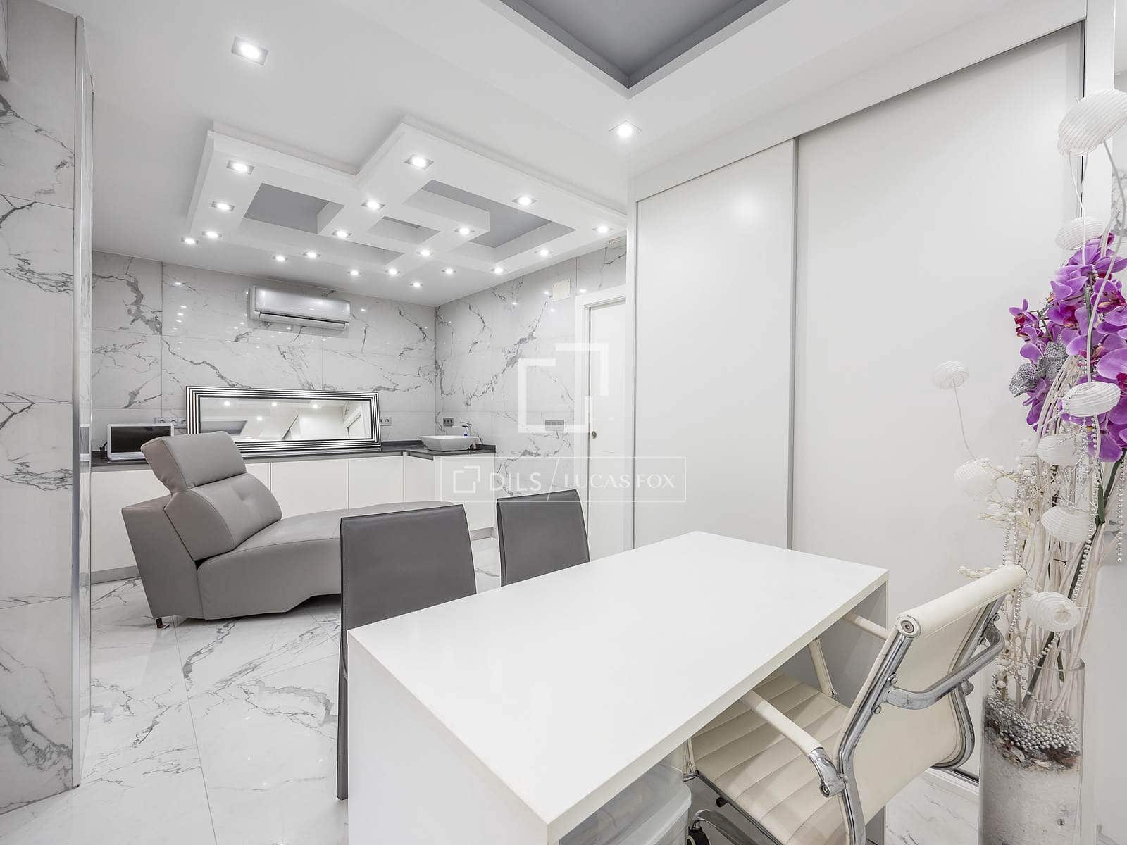 2 slaapkamer Appartement te koop in Valencia stad - € 549.000 (Ref: 9528492)