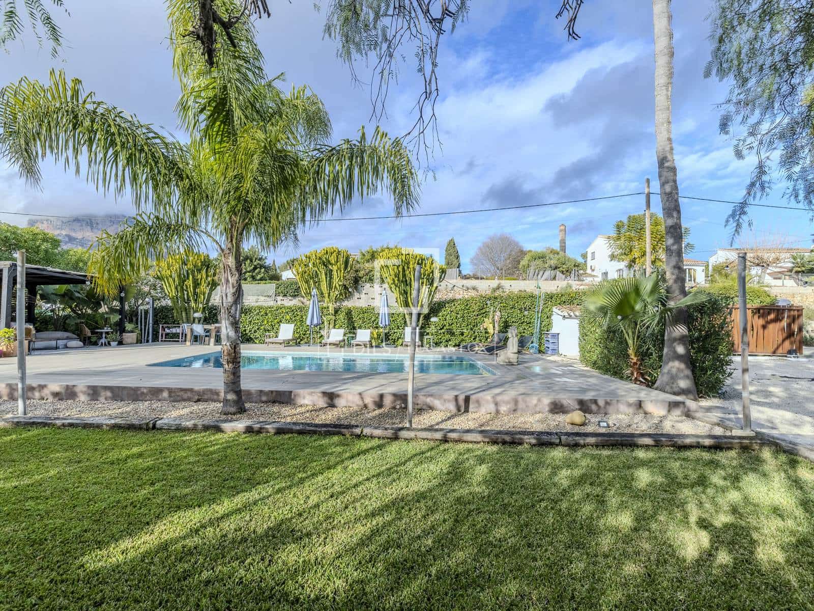 6 chambre Villa/Maison à vendre à Javea / Xabia avec piscine garage - 1 225 000 € (Ref: 9528493)