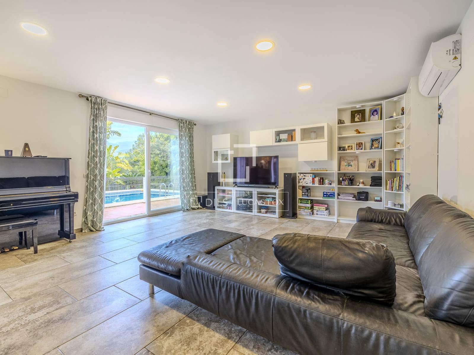 5 soveværelse Villa til salg i Javea / Xabia med swimmingpool garage - € 995.900 (Ref: 9528996)