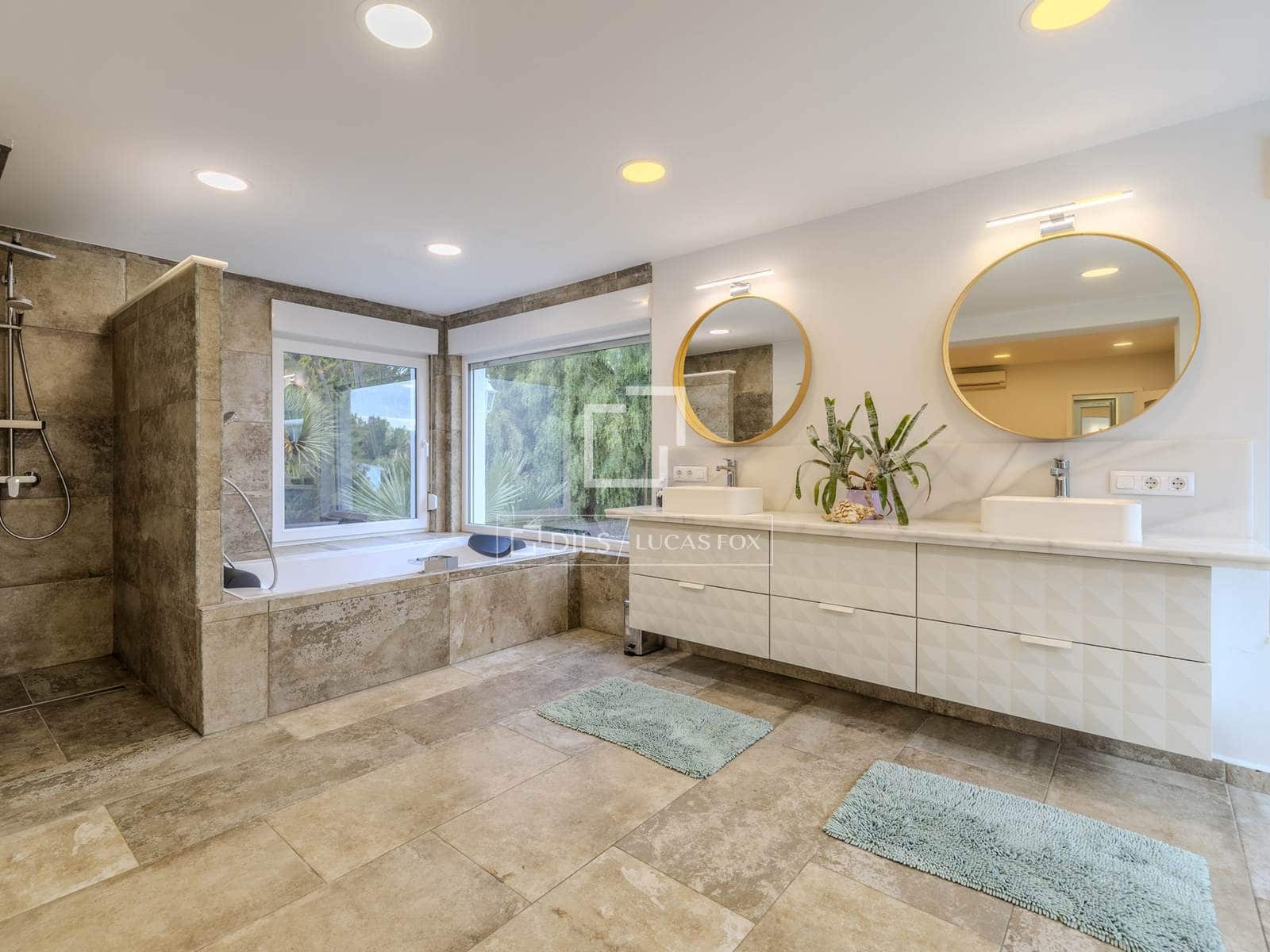 5 soveværelse Villa til salg i Javea / Xabia med swimmingpool garage - € 995.900 (Ref: 9528996)