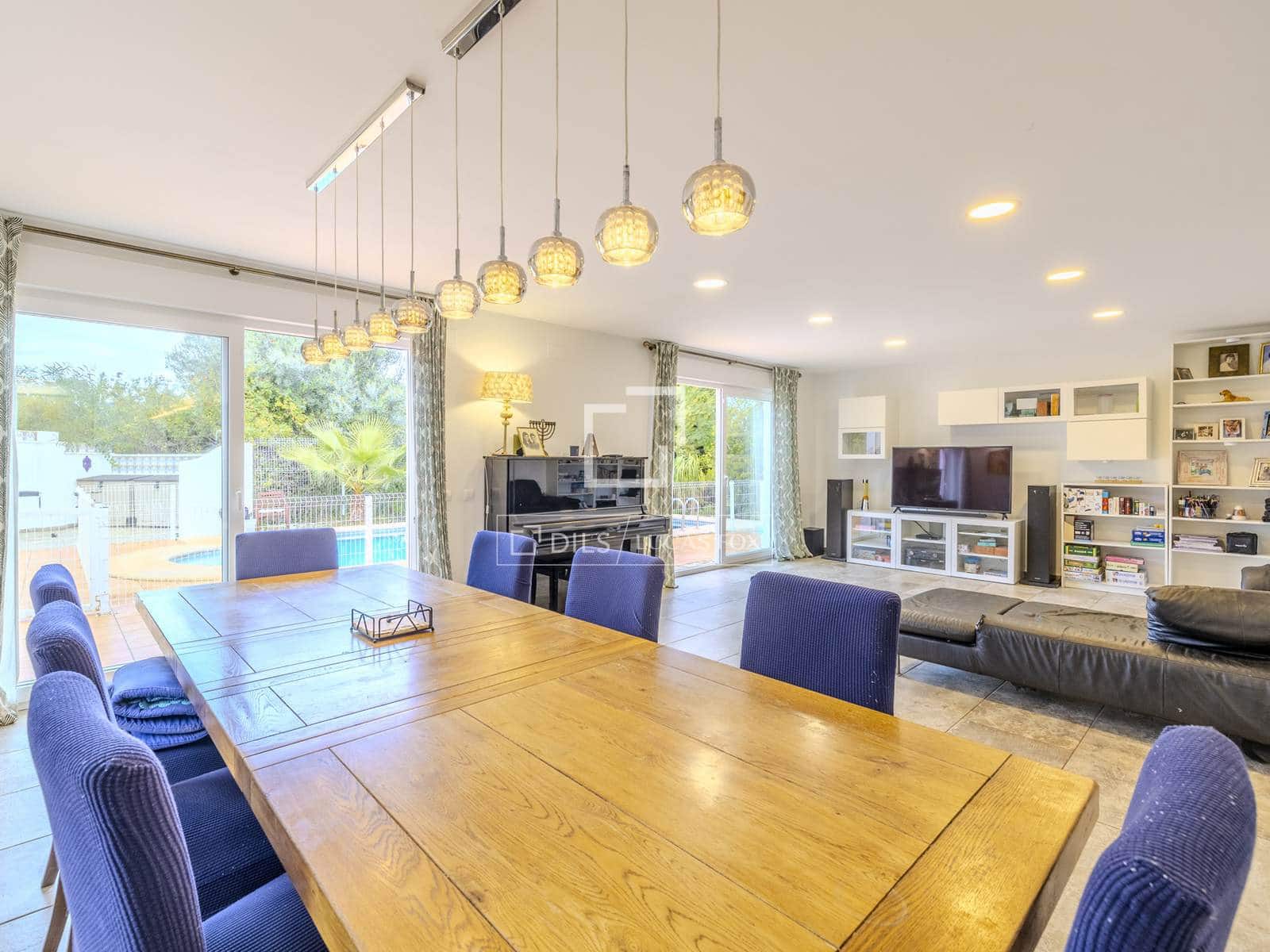 5 soveværelse Villa til salg i Javea / Xabia med swimmingpool garage - € 995.900 (Ref: 9528996)