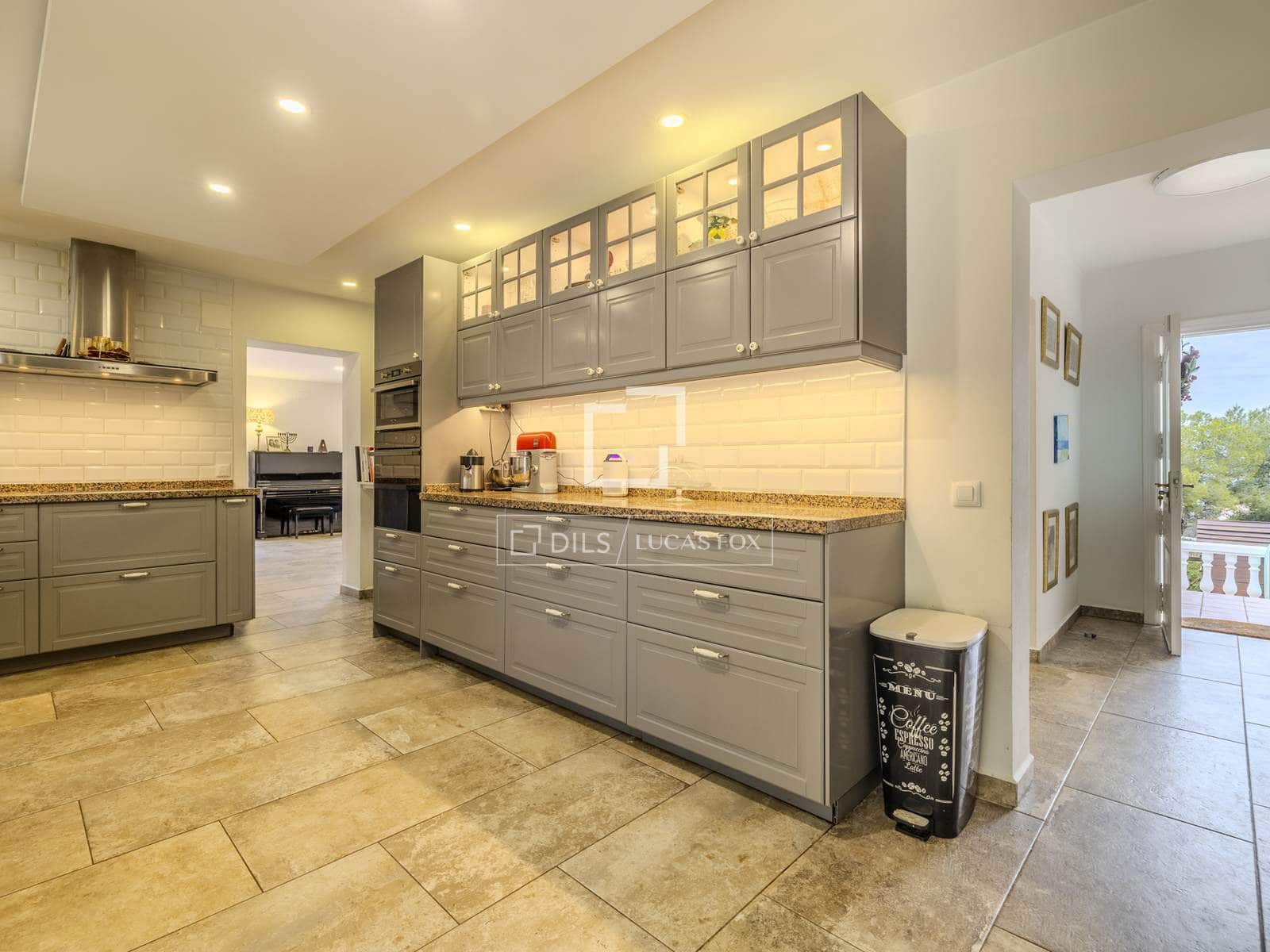 5 soveværelse Villa til salg i Javea / Xabia med swimmingpool garage - € 995.900 (Ref: 9528996)