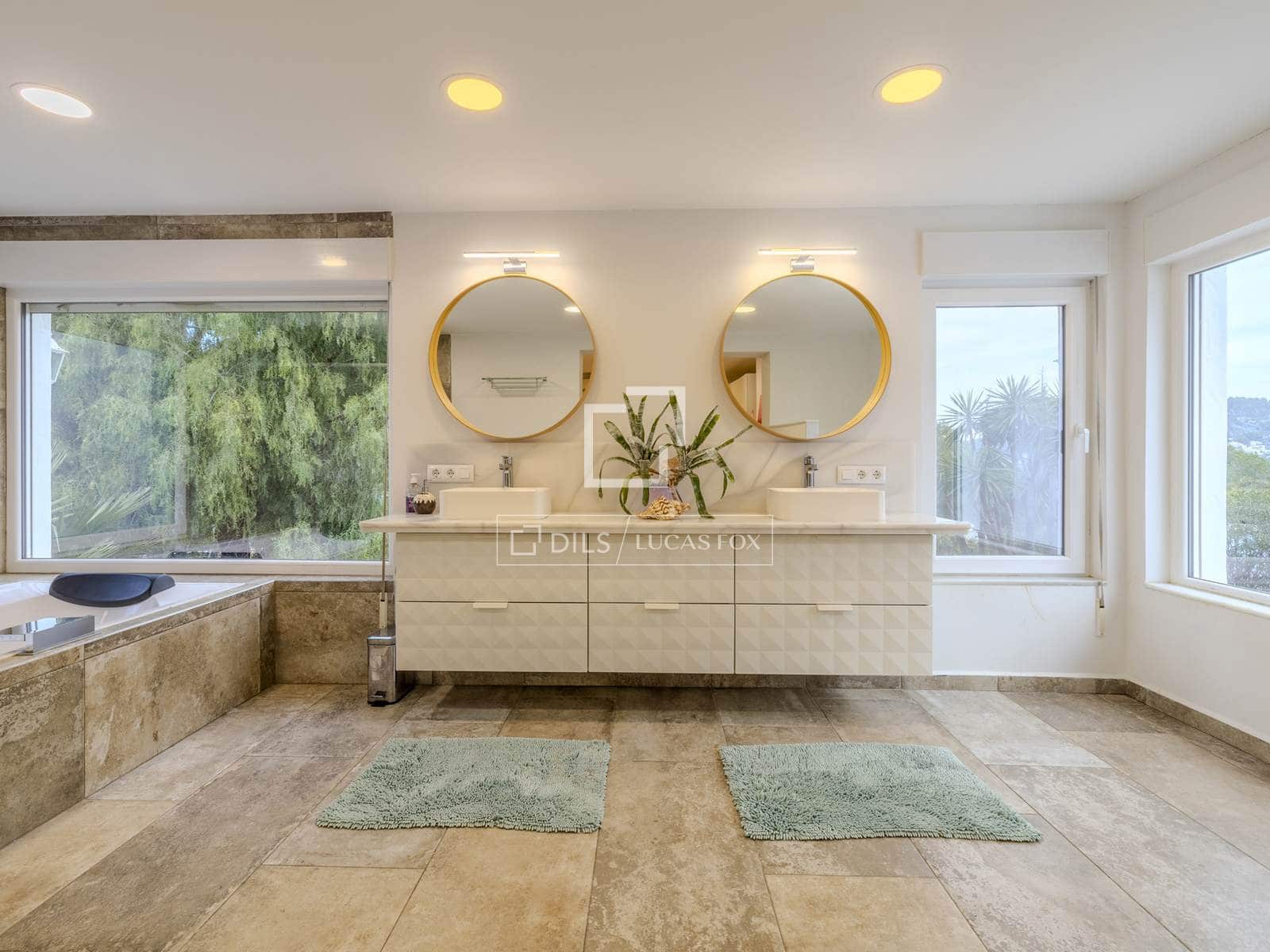 5 soveværelse Villa til salg i Javea / Xabia med swimmingpool garage - € 995.900 (Ref: 9528996)