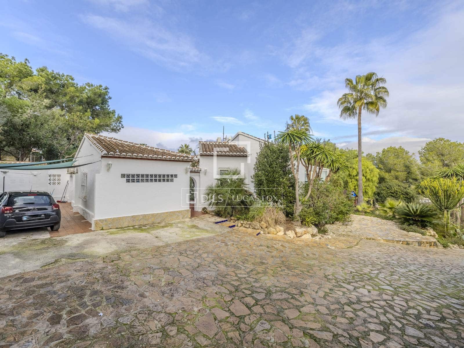 5 soveværelse Villa til salg i Javea / Xabia med swimmingpool garage - € 995.900 (Ref: 9528996)