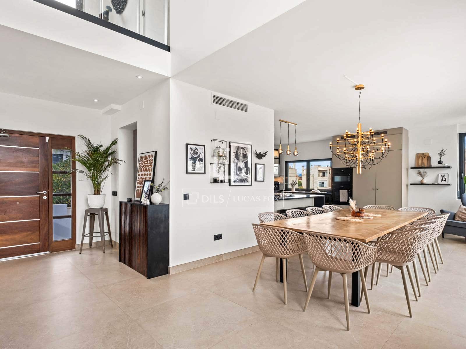 7 slaapkamer Villa te koop in Alicante stad met zwembad garage - € 2.900.000 (Ref: 9529117)