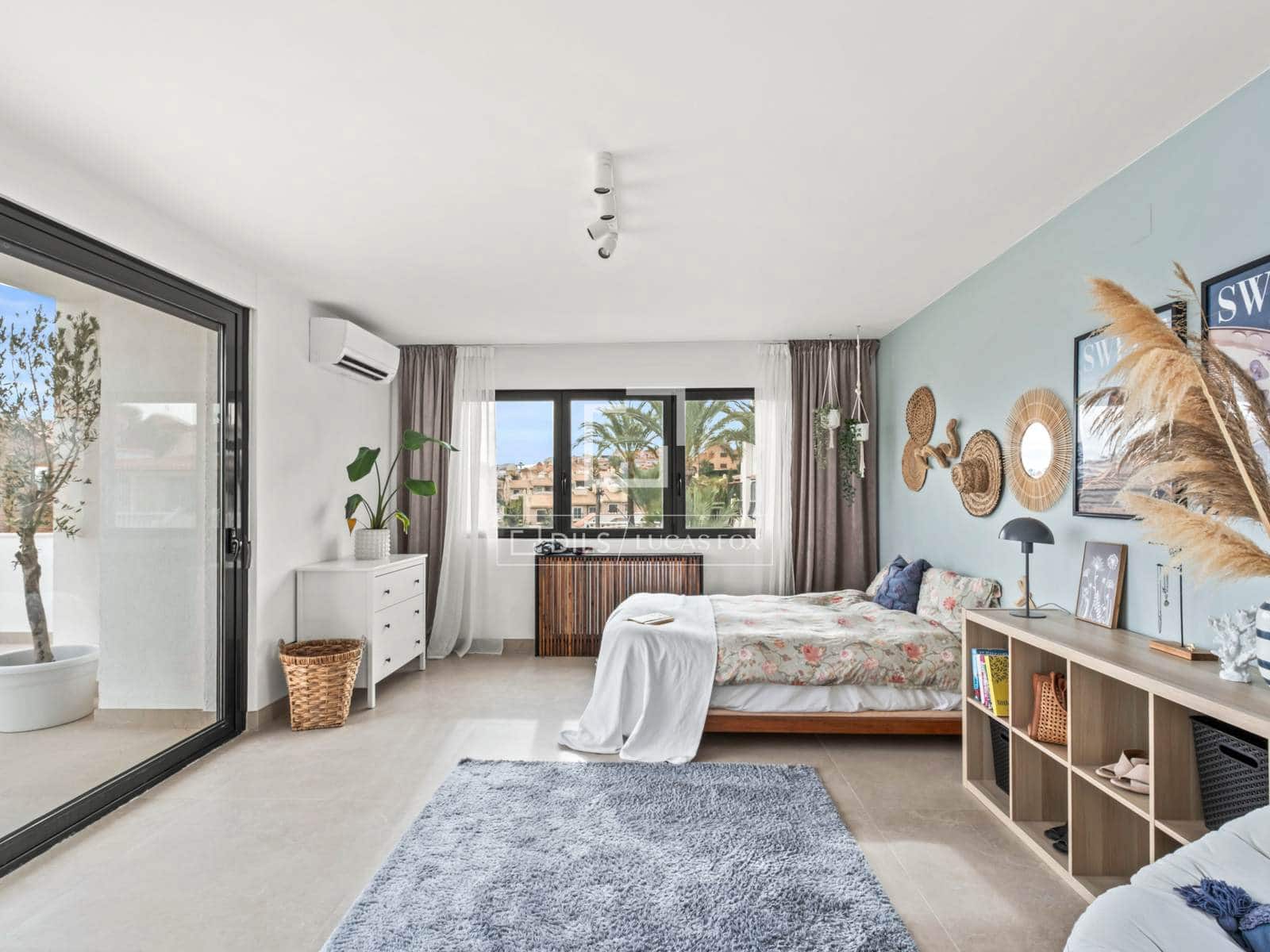 7 slaapkamer Villa te koop in Alicante stad met zwembad garage - € 2.900.000 (Ref: 9529117)