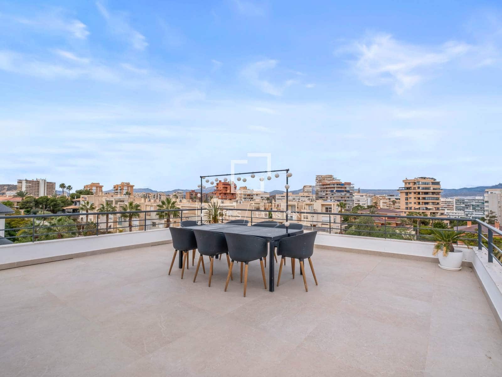7 slaapkamer Villa te koop in Alicante stad met zwembad garage - € 2.900.000 (Ref: 9529117)