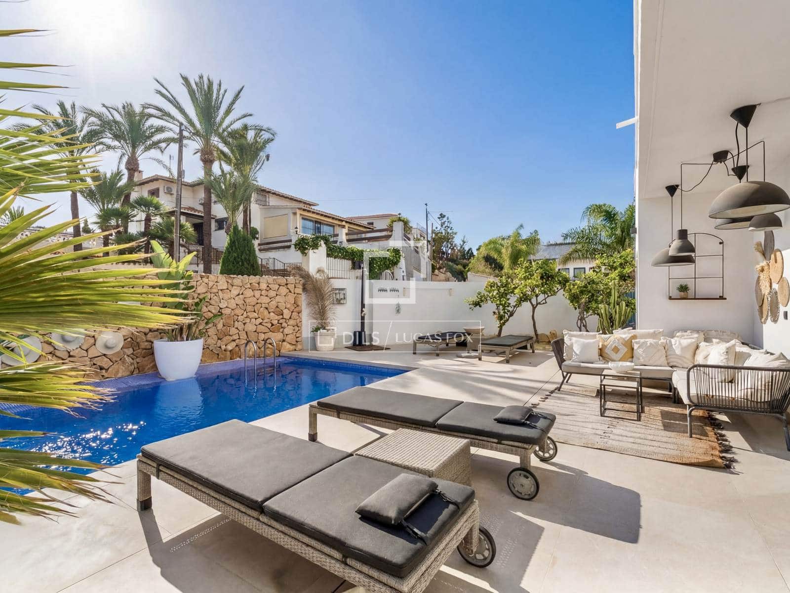 7 slaapkamer Villa te koop in Alicante stad met zwembad garage - € 2.900.000 (Ref: 9529117)