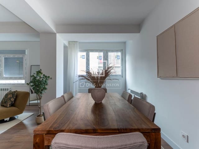 2 chambre Appartement à vendre à Cuatro Caminos, Madrid ville - 990 000 € (Ref: 9531973)