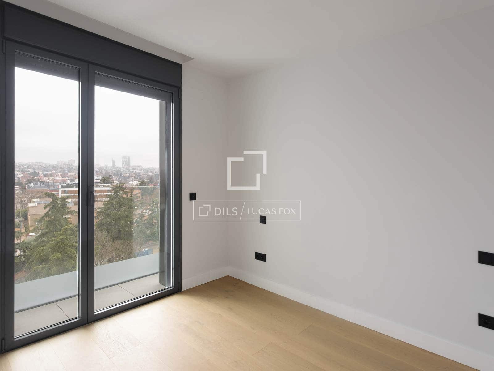 2 sypialnia Apartament do wynajęcia w Miasto Madryt z basenem garażem - 3 500 € (Ref: 9532164)