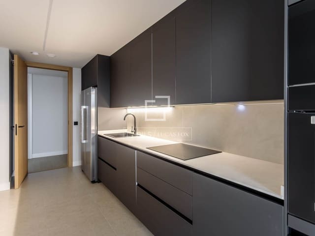 2 sypialnia Apartament do wynajęcia w Miasto Madryt z basenem garażem - 3 500 € (Ref: 9532164)