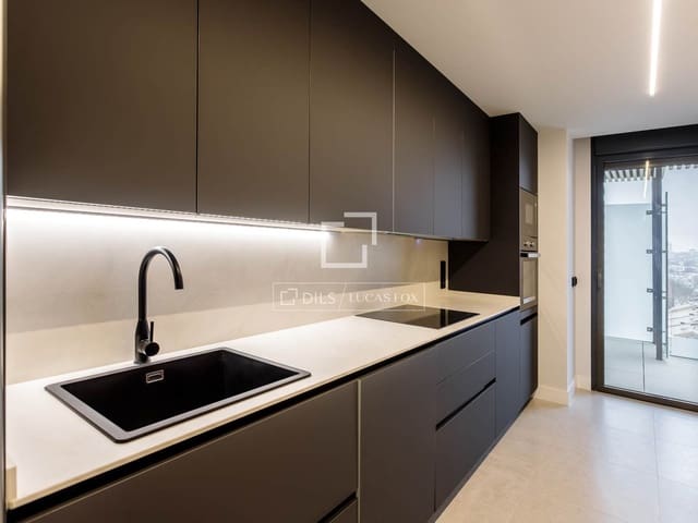 2 sypialnia Apartament do wynajęcia w Miasto Madryt z basenem garażem - 3 500 € (Ref: 9532164)