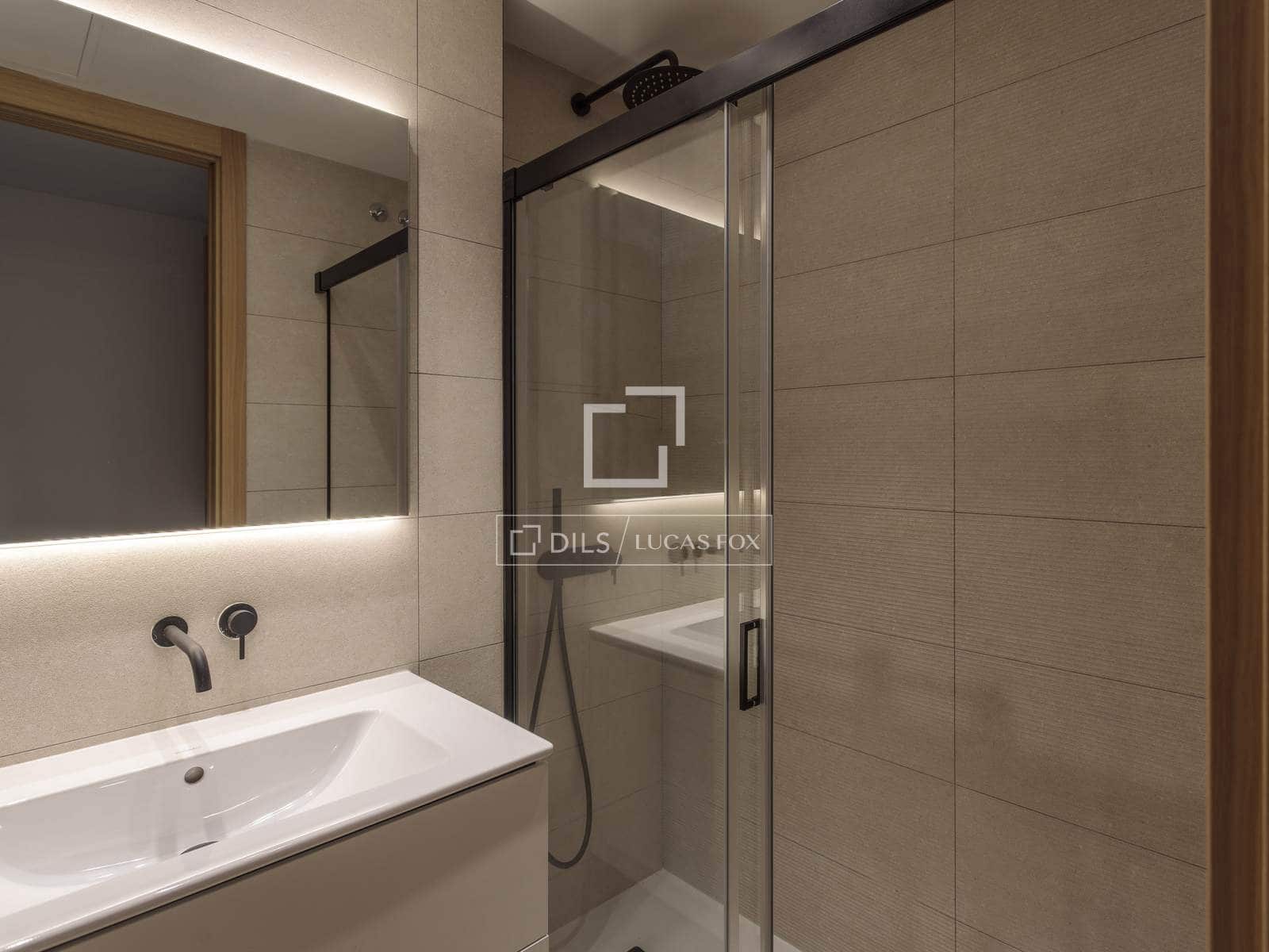 2 sypialnia Apartament do wynajęcia w Miasto Madryt z basenem garażem - 3 500 € (Ref: 9532164)