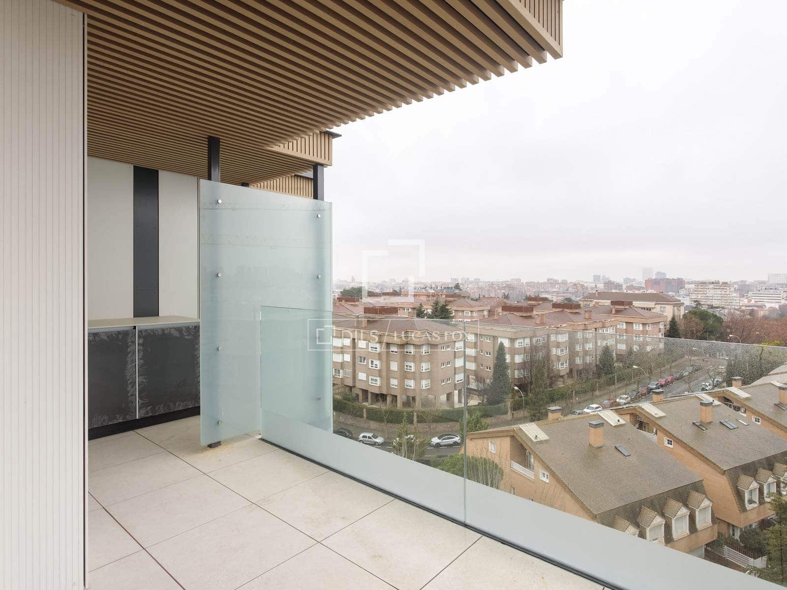 2 sypialnia Apartament do wynajęcia w Miasto Madryt z basenem garażem - 3 500 € (Ref: 9532164)