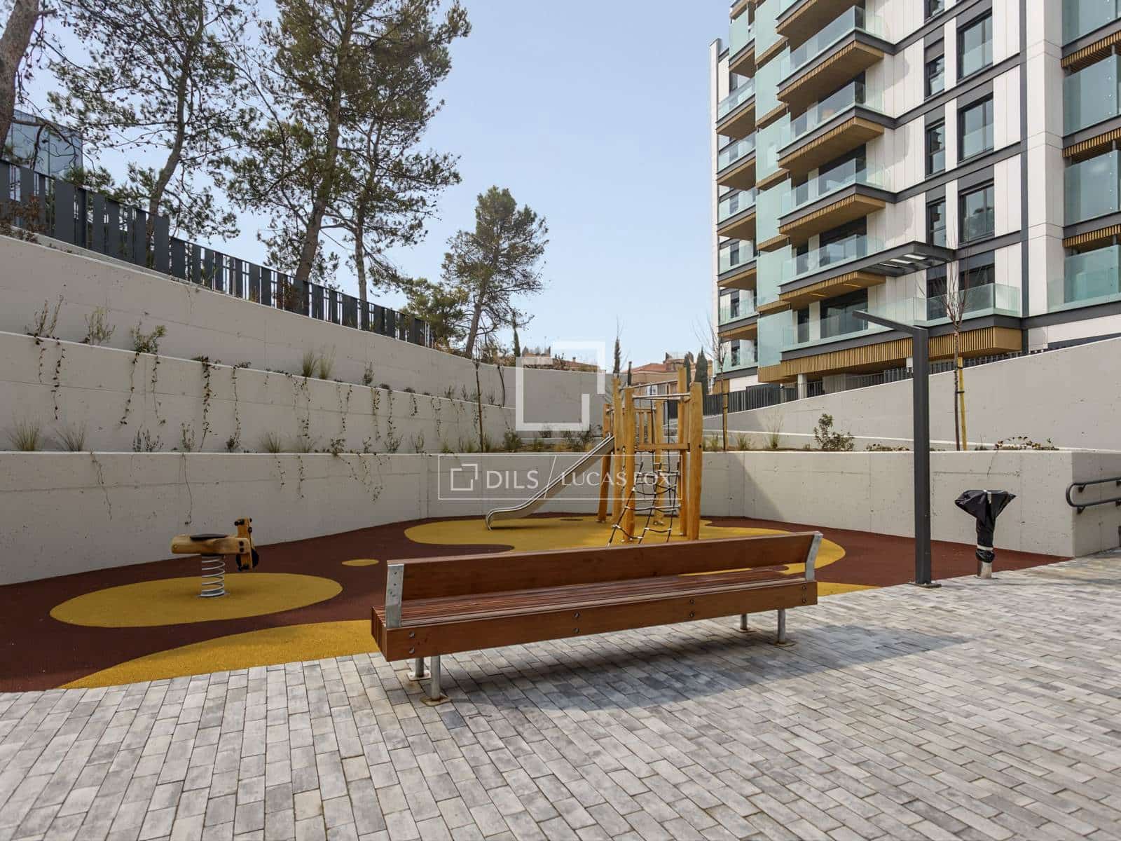 2 sypialnia Apartament do wynajęcia w Miasto Madryt z basenem garażem - 3 500 € (Ref: 9532164)