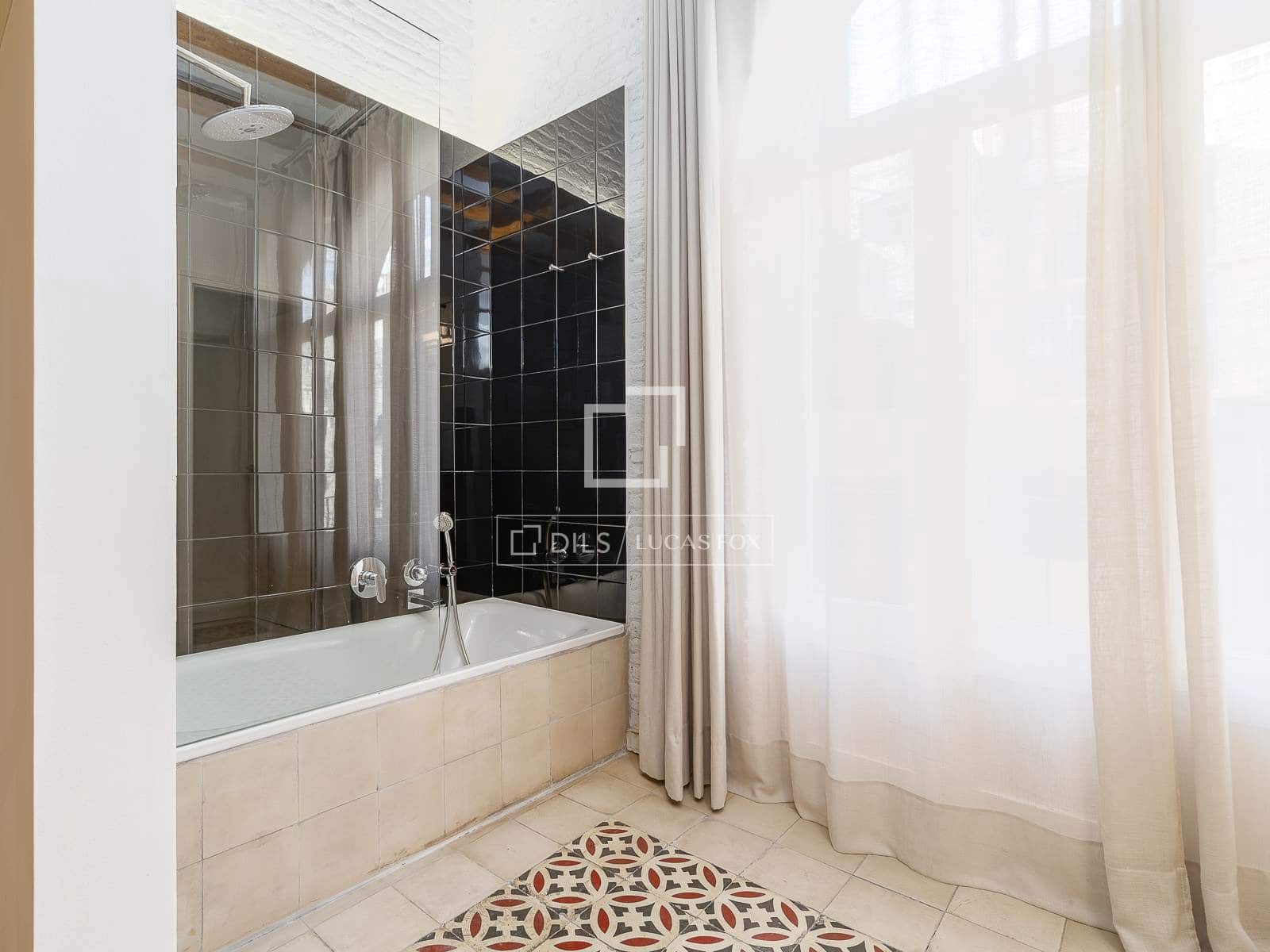 2 makuuhuone Huoneisto myytävänä paikassa Barcelona kaupunki - 425 000 € (Ref: 9532613)