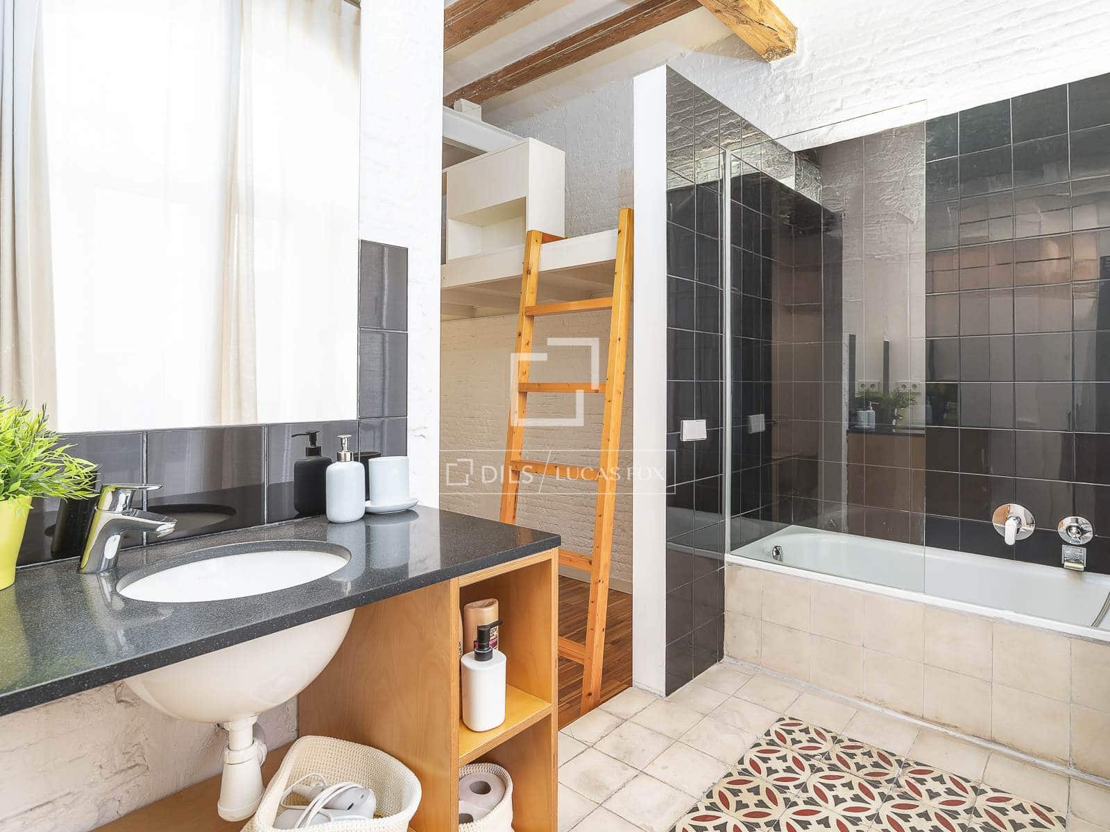 2 makuuhuone Huoneisto myytävänä paikassa Barcelona kaupunki - 425 000 € (Ref: 9532613)