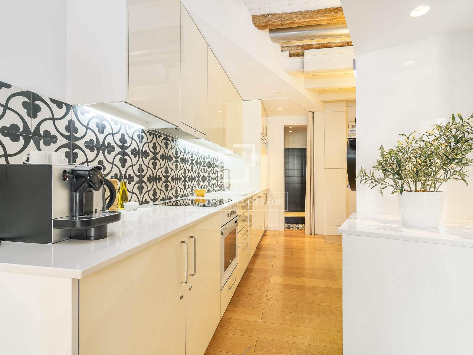 1 slaapkamer Appartement te koop in Barcelona stad - € 375.000 (Ref: 9532615)