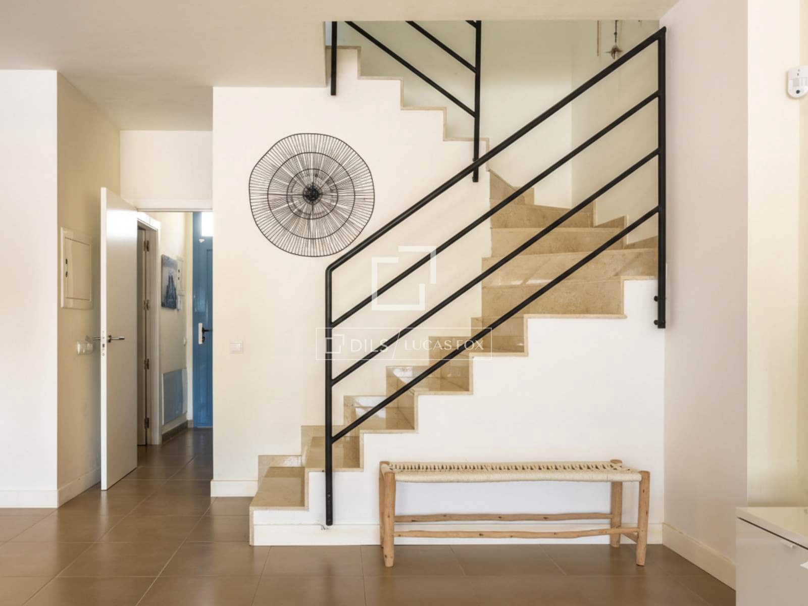 3 soverom Villa til salgs i Cala Moli med svømmebasseng garasje - € 1 150 000 (Ref: 9532616)