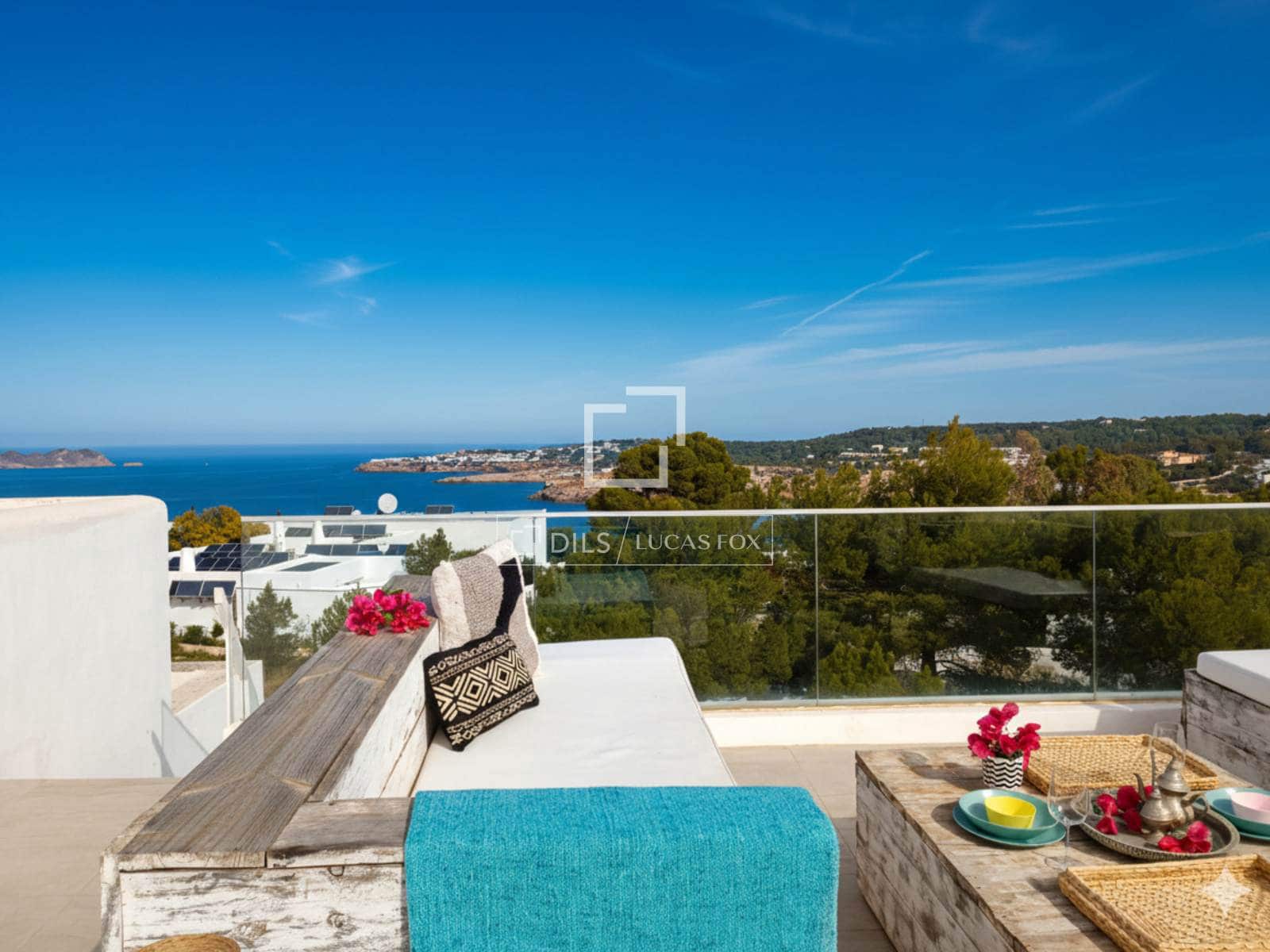 3 soverom Villa til salgs i Cala Moli med svømmebasseng garasje - € 1 150 000 (Ref: 9532616)