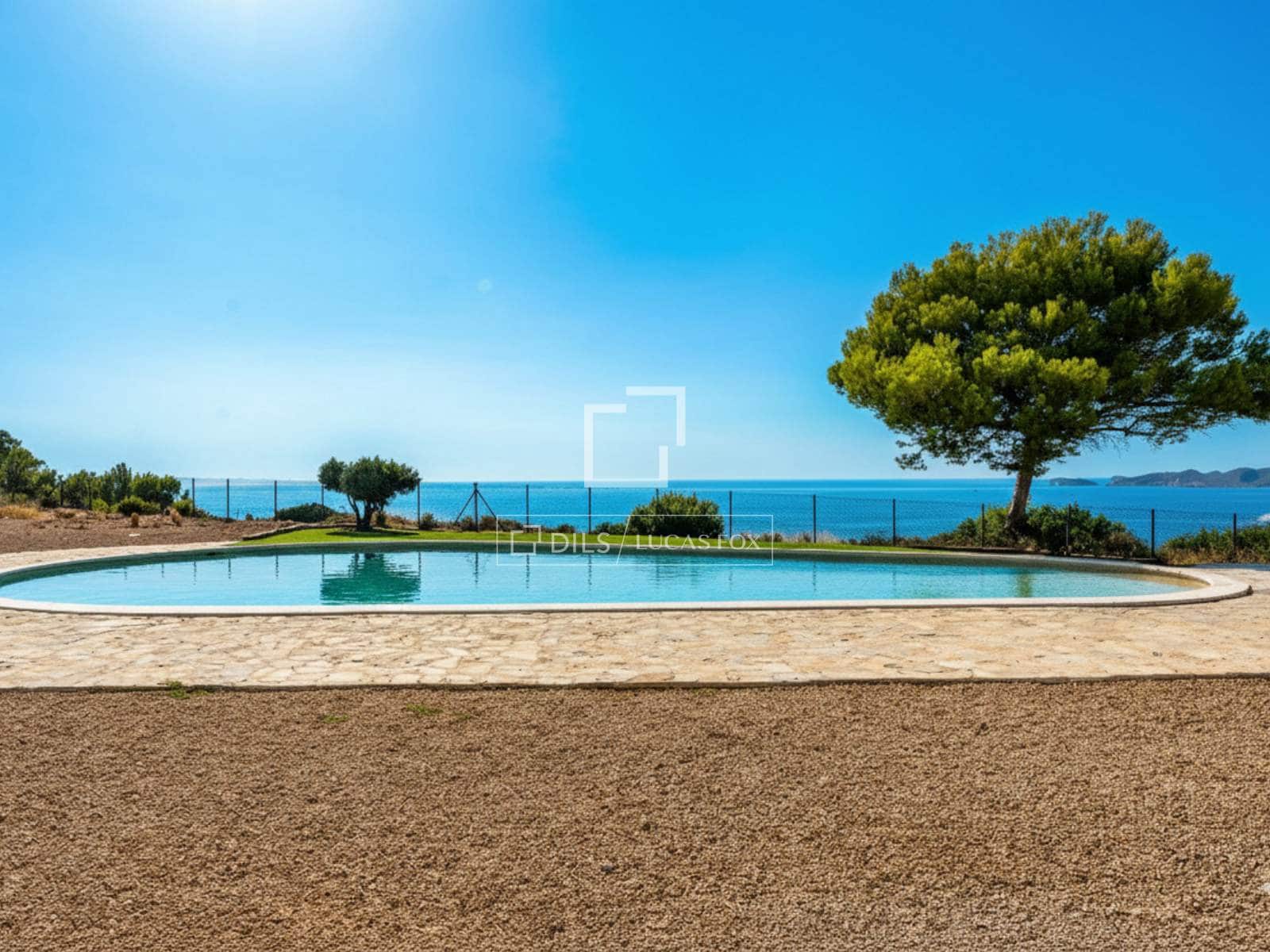 3 soverom Villa til salgs i Cala Moli med svømmebasseng garasje - € 1 150 000 (Ref: 9532616)