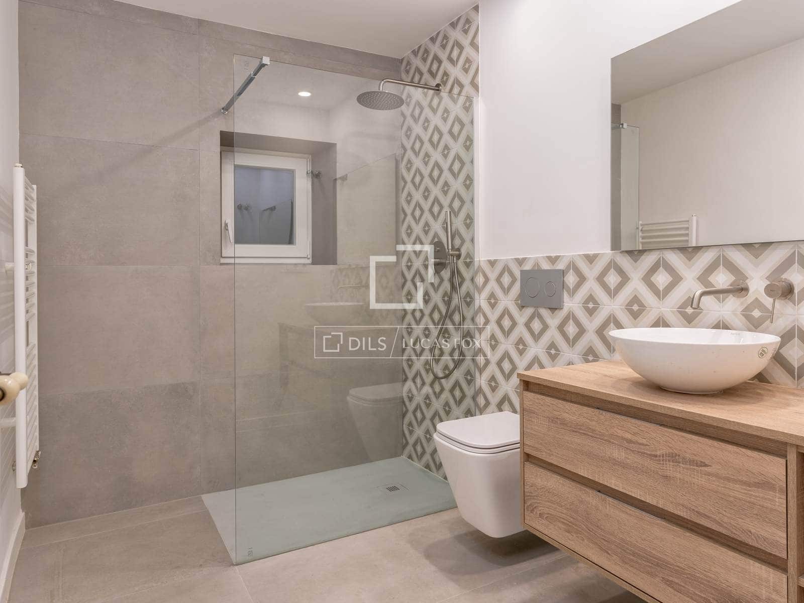 3 soveværelse Lejlighed til salg i Girona by - € 465.000 (Ref: 9532617)