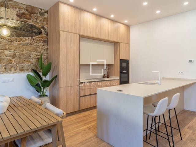 3 soveværelse Lejlighed til salg i Girona by - € 465.000 (Ref: 9532617)