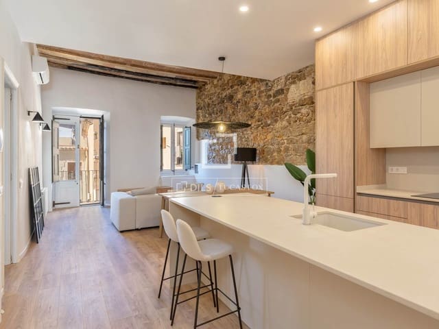 3 soveværelse Lejlighed til salg i Girona by - € 465.000 (Ref: 9532617)