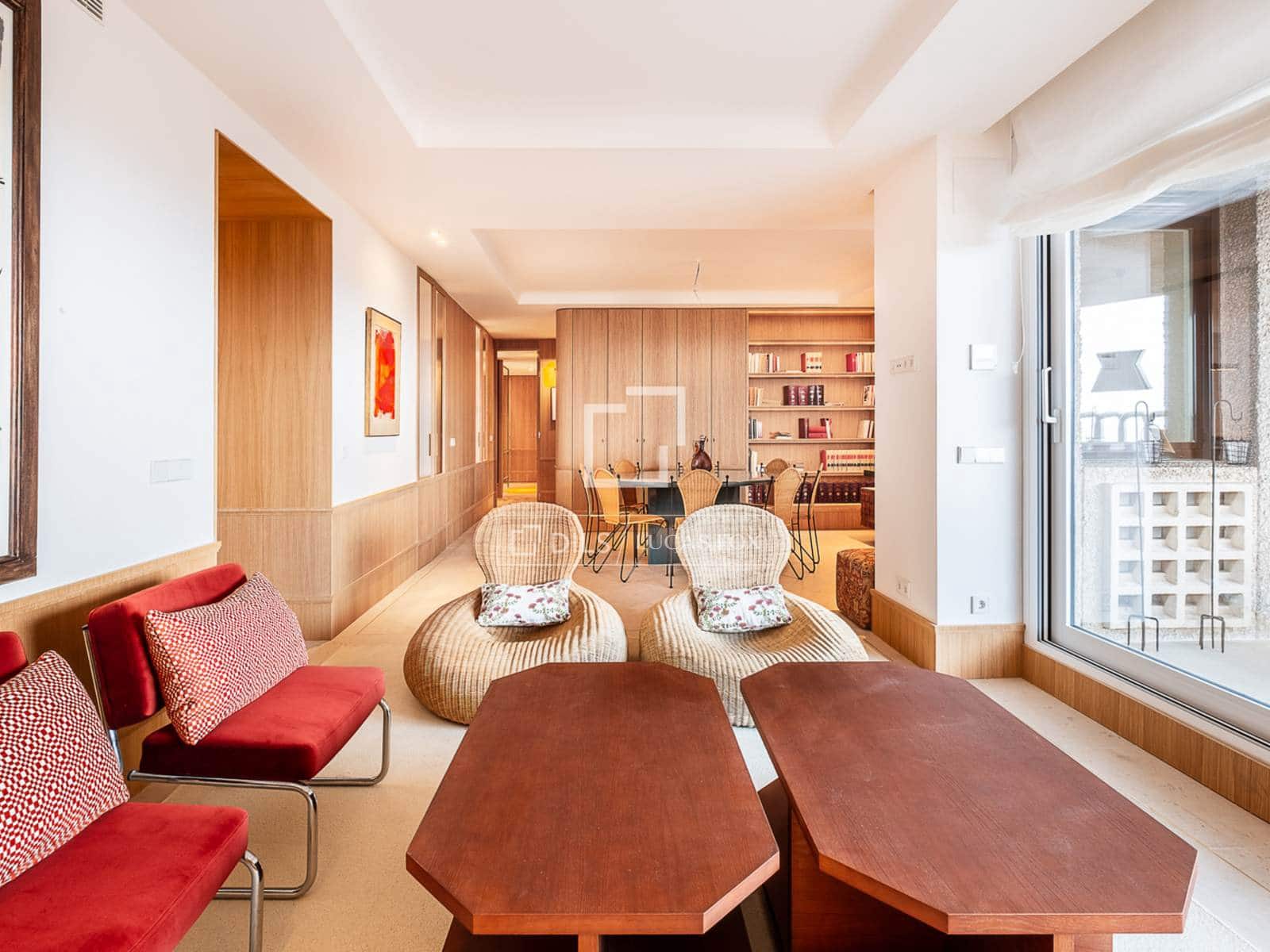 2 slaapkamer Appartement te koop in Madrid stad met garage - € 4.000.000 (Ref: 9532618)