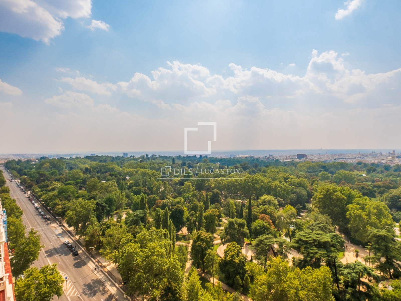 2 slaapkamer Appartement te koop in Madrid stad met garage - € 4.000.000 (Ref: 9532618)