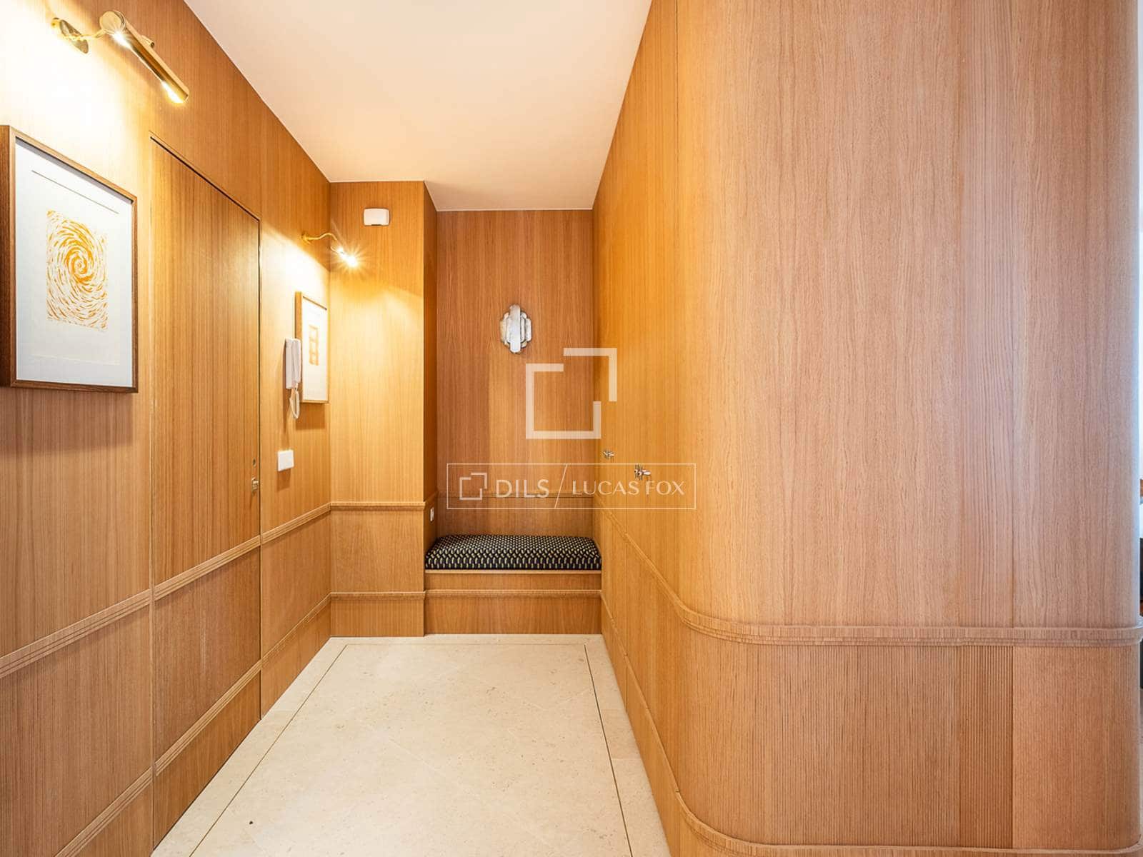 2 slaapkamer Appartement te koop in Madrid stad met garage - € 4.000.000 (Ref: 9532618)