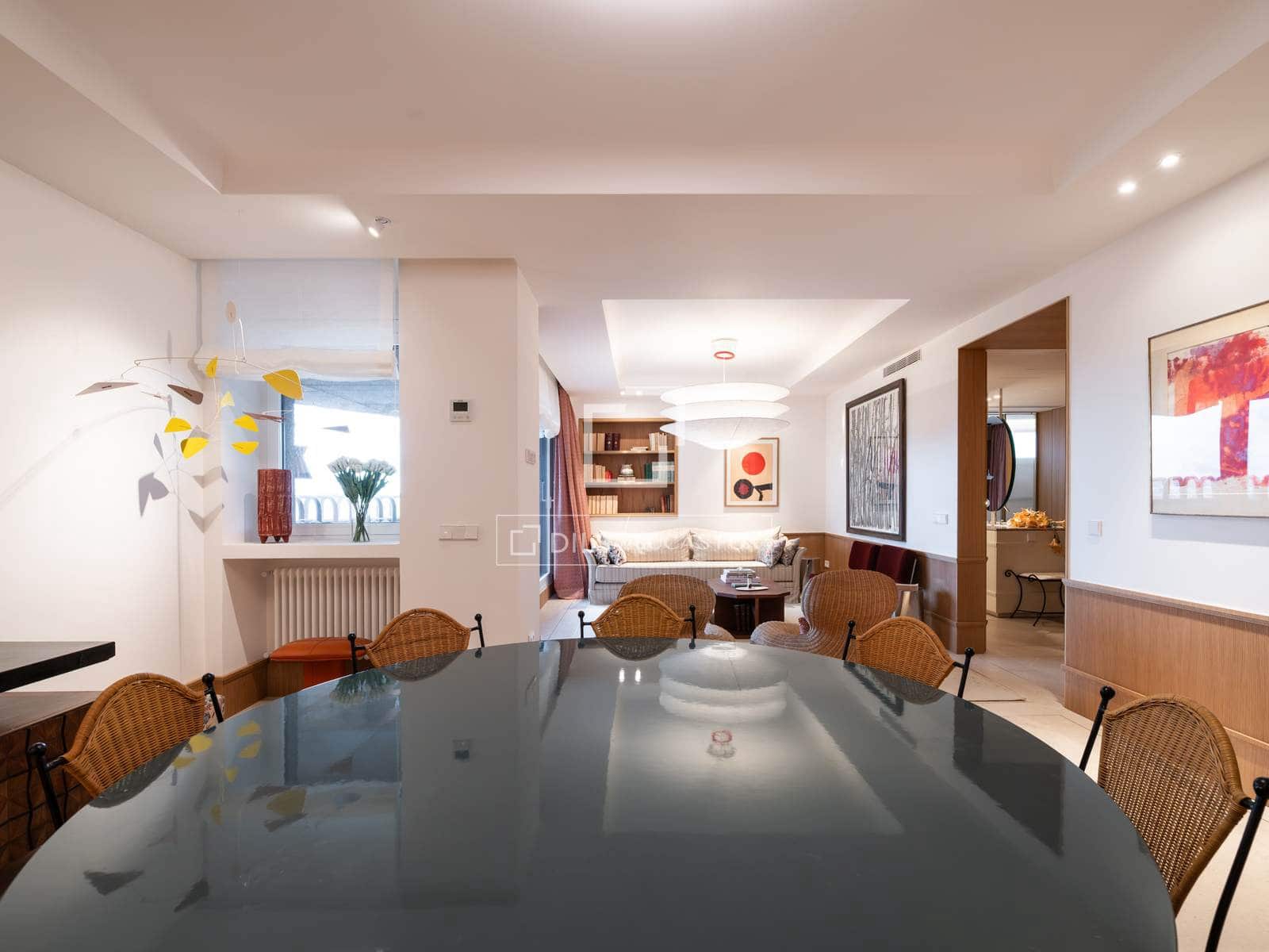 2 soverom Leilighet til salgs i Madrid by med garasje - € 4 000 000 (Ref: 9532618)