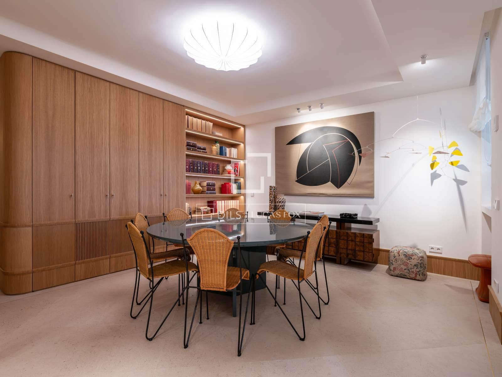 2 soverom Leilighet til salgs i Madrid by med garasje - € 4 000 000 (Ref: 9532618)