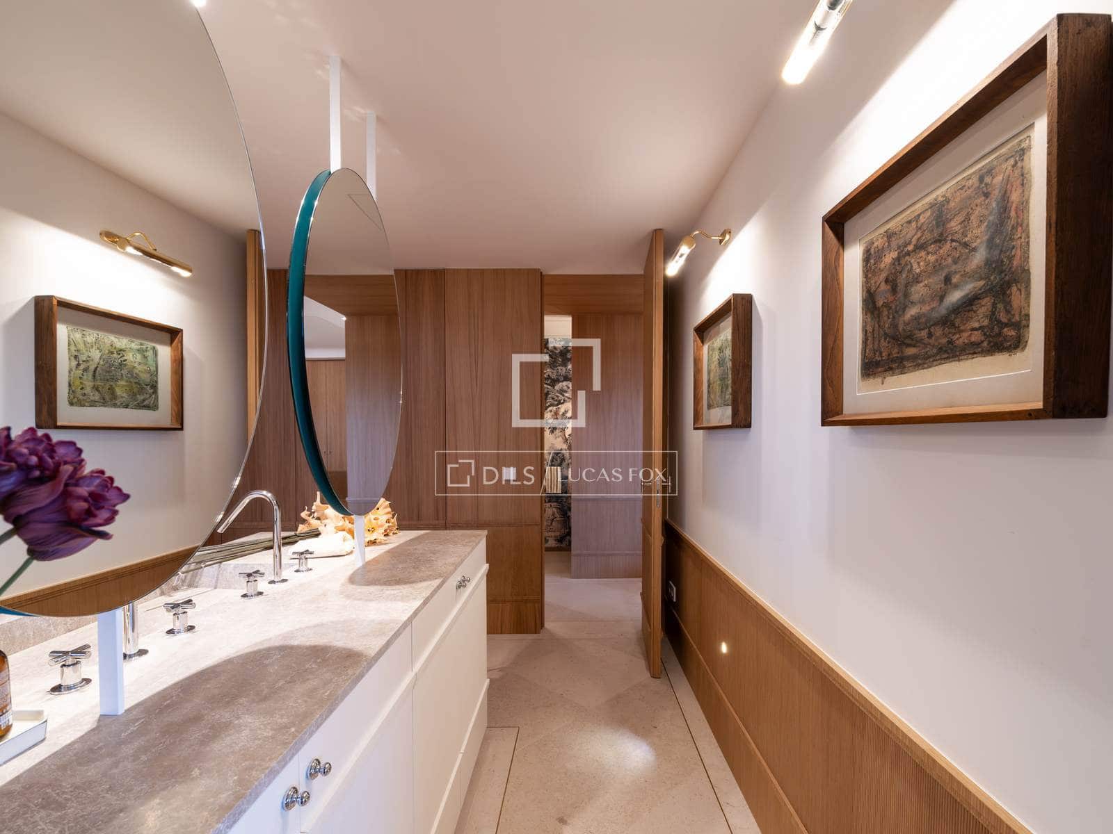 2 soverom Leilighet til salgs i Madrid by med garasje - € 4 000 000 (Ref: 9532618)