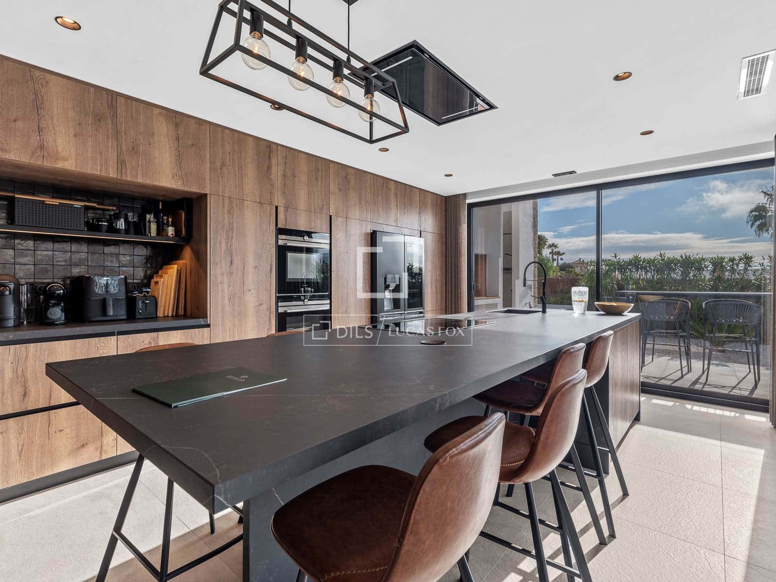 3 makuuhuone Huvila myytävänä paikassa Calpe / Calp mukana uima-altaan 
autotalli - 1 685 000 € (Ref: 9532811)