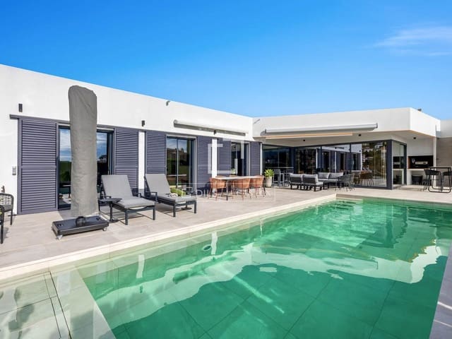 3 makuuhuone Huvila myytävänä paikassa Calpe / Calp mukana uima-altaan 
autotalli - 1 685 000 € (Ref: 9532811)