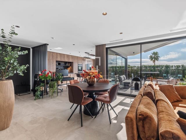 3 makuuhuone Huvila myytävänä paikassa Calpe / Calp mukana uima-altaan 
autotalli - 1 685 000 € (Ref: 9532811)