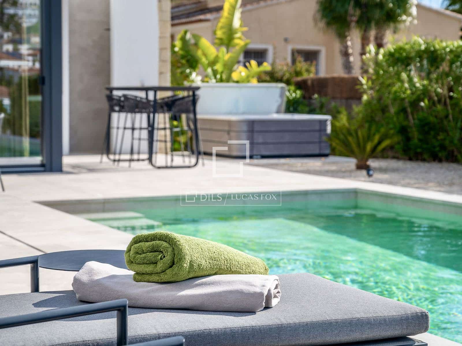 3 makuuhuone Huvila myytävänä paikassa Calpe / Calp mukana uima-altaan 
autotalli - 1 685 000 € (Ref: 9532811)