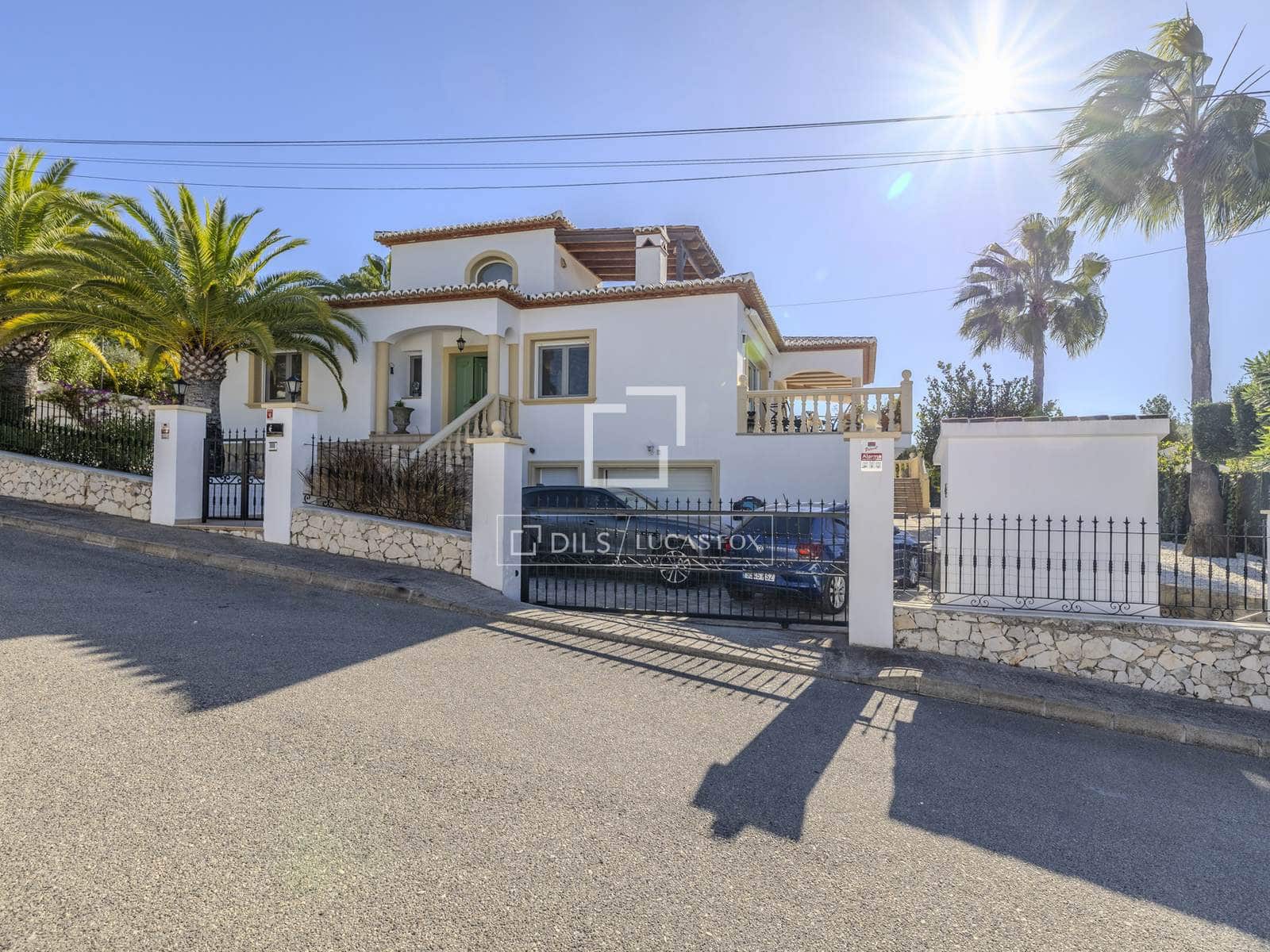 3 slaapkamer Villa te koop in Javea / Xabia met zwembad garage - € 749.000 (Ref: 9534355)
