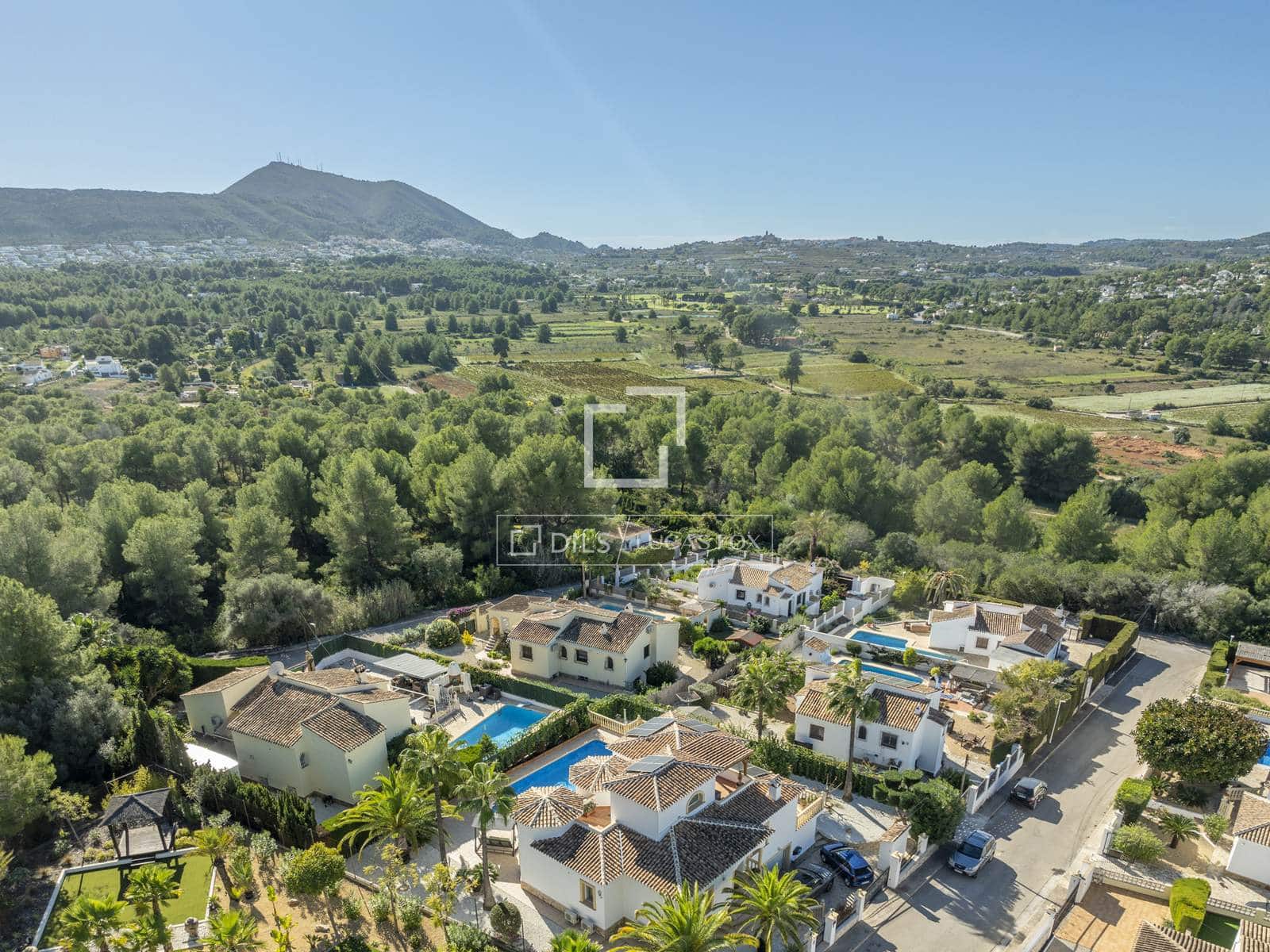 3 slaapkamer Villa te koop in Javea / Xabia met zwembad garage - € 749.000 (Ref: 9534355)