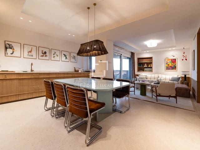 3 makuuhuone Huoneisto myytävänä paikassa Ibiza, Madrid kaupunki mukana 
autotalli - 4 000 000 € (Ref: 9534604)