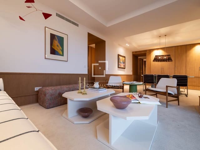 3 makuuhuone Huoneisto myytävänä paikassa Ibiza, Madrid kaupunki mukana 
autotalli - 4 000 000 € (Ref: 9534604)