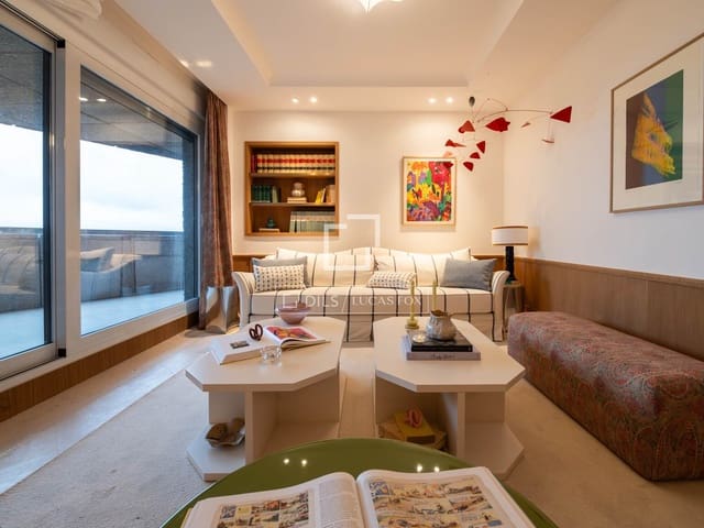 3 makuuhuone Huoneisto myytävänä paikassa Ibiza, Madrid kaupunki mukana 
autotalli - 4 000 000 € (Ref: 9534604)