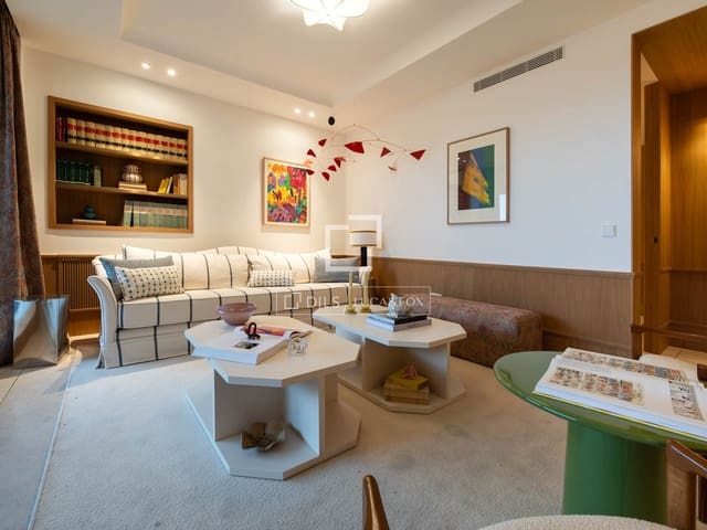 3 makuuhuone Huoneisto myytävänä paikassa Ibiza, Madrid kaupunki mukana 
autotalli - 4 000 000 € (Ref: 9534604)