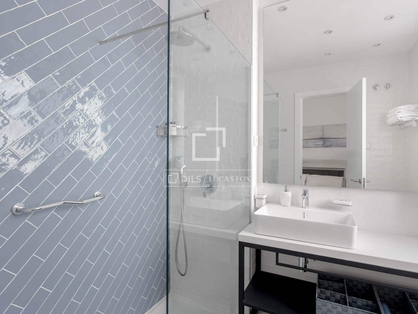 2 soverom Leilighet til leie i Madrid by - € 2 500 (Ref: 9534921)